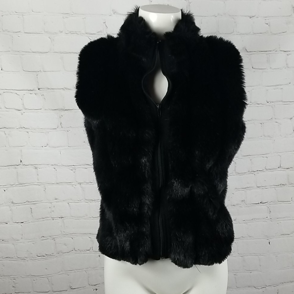 Reference Faux fur Vest